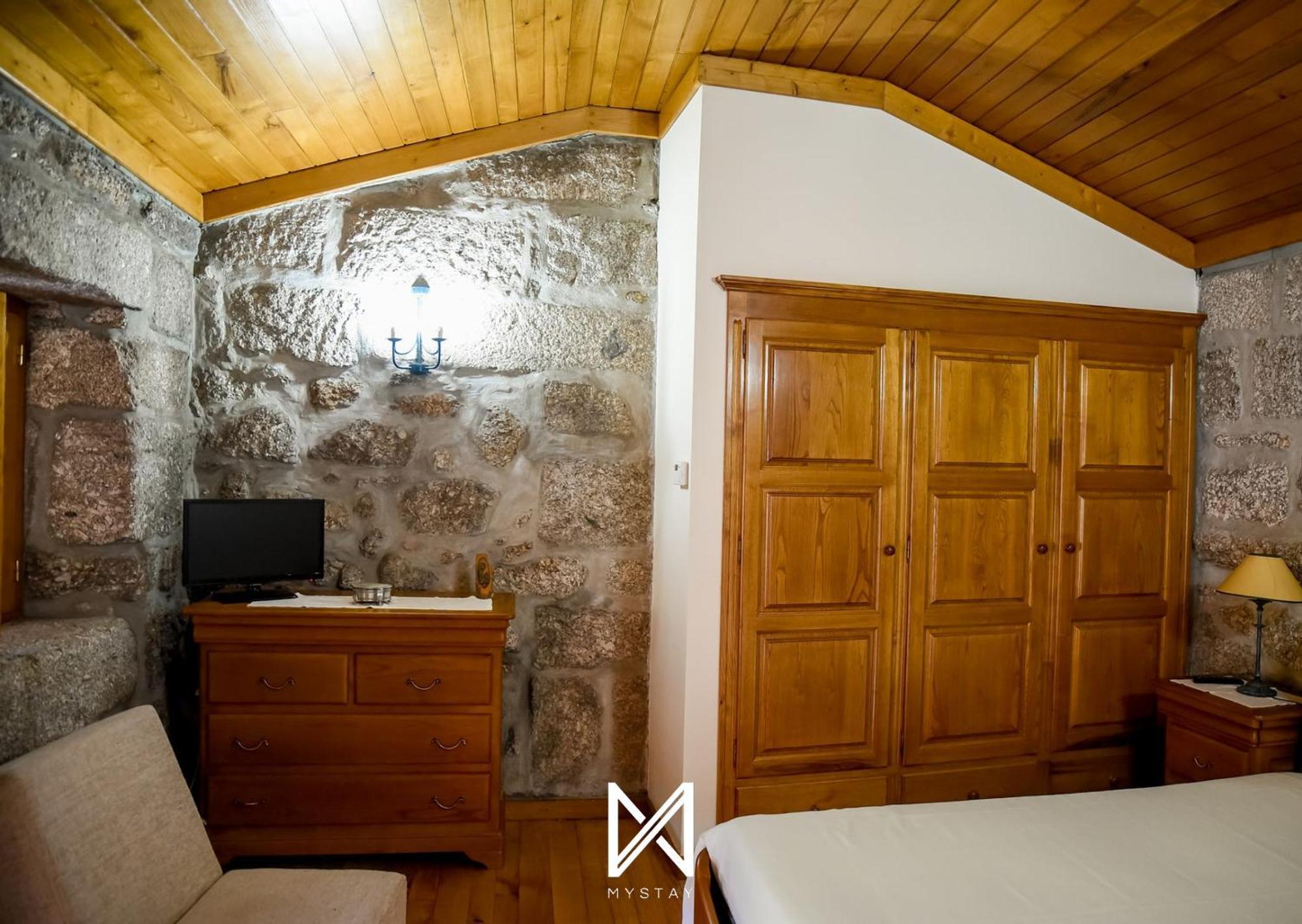 Mystay - Quinta Dos Vieiras Mosteiro  Esterno foto