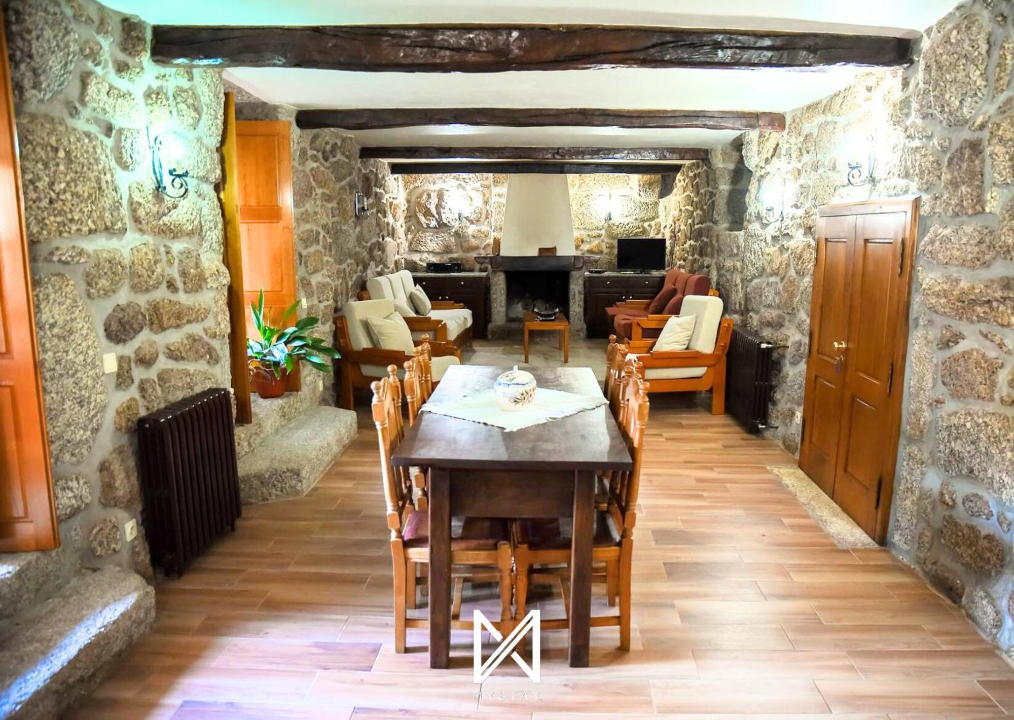 Mystay - Quinta Dos Vieiras Mosteiro  Esterno foto